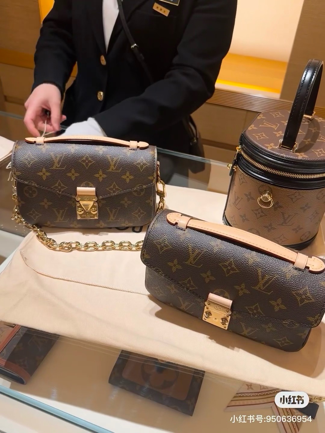 LV Monogram Handbag 14